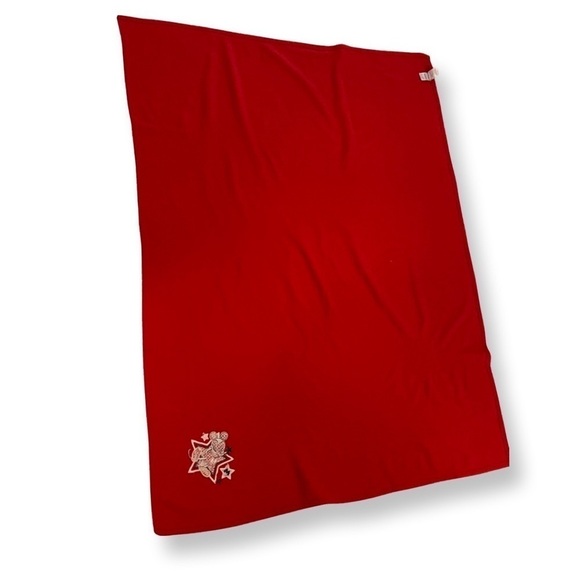 DISNEY Mickey Star Red Blanket 45.5 inches X 59 inches long 45 X 59 - Picture 7 of 7